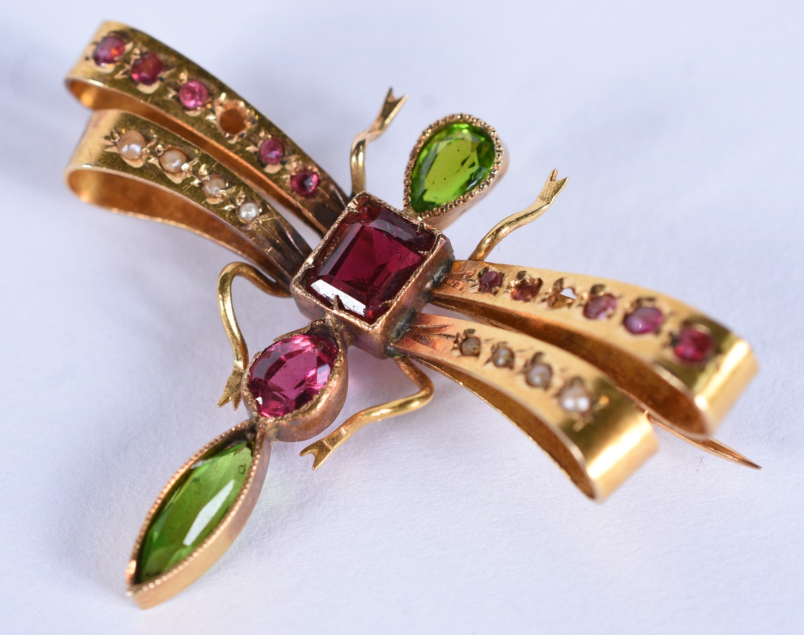 Broche de ouro 18 k na forma de libelula com pedras brasileiras (Por... - foto 1 de 6