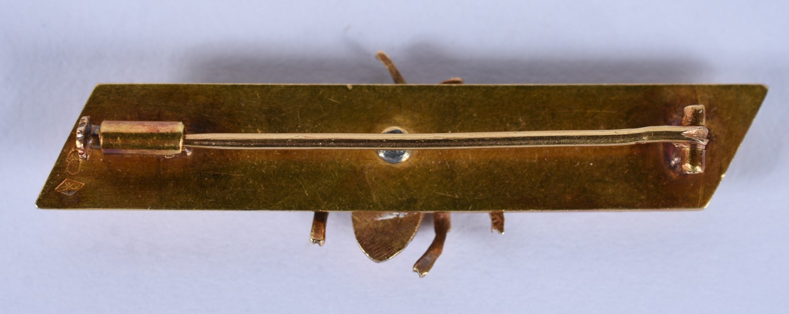 Broche de ouro com abelha (Por motivos de segurança a peça não se... - foto 2 de 3