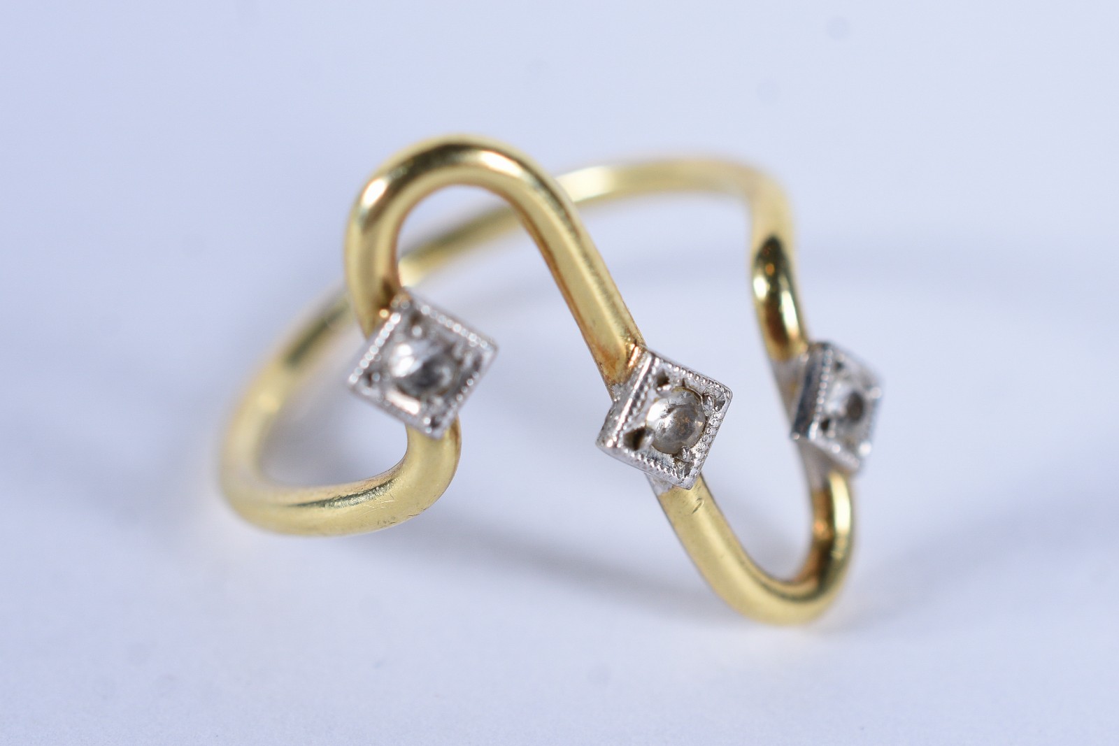 Anel de ouro 18 k, aro 14 (Por motivos de segurança a peça não se... - foto 1 de 5