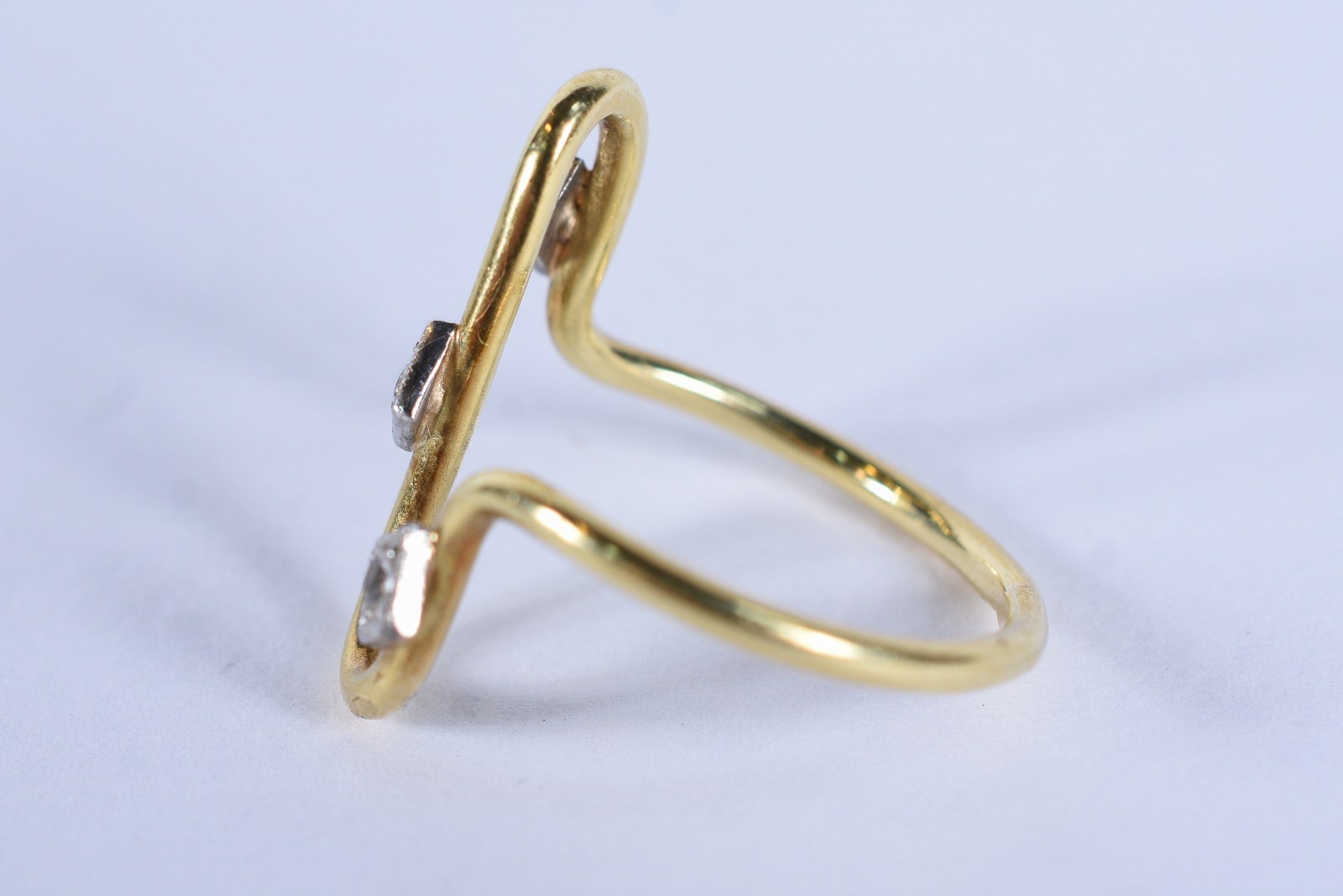 Anel de ouro 18 k, aro 14 (Por motivos de segurança a peça não se... - foto 4 de 5