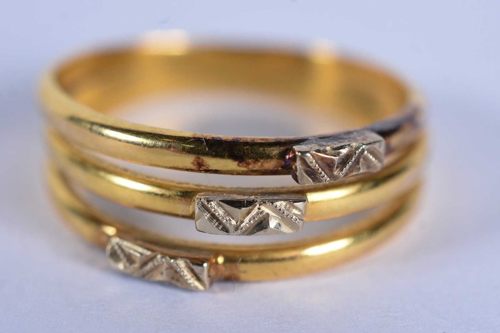 Anel de ouro 18 k, aro 17 (Por motivos de segurança a peça não se... - foto 3 de 6
