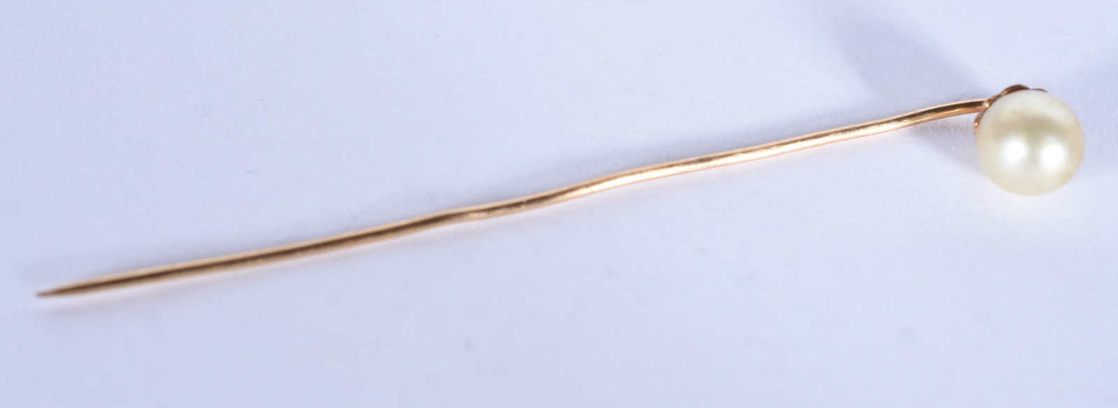 Alfinete de ouro 18 k com perola (Por motivos de segurança a peça não... - foto 2 de 5