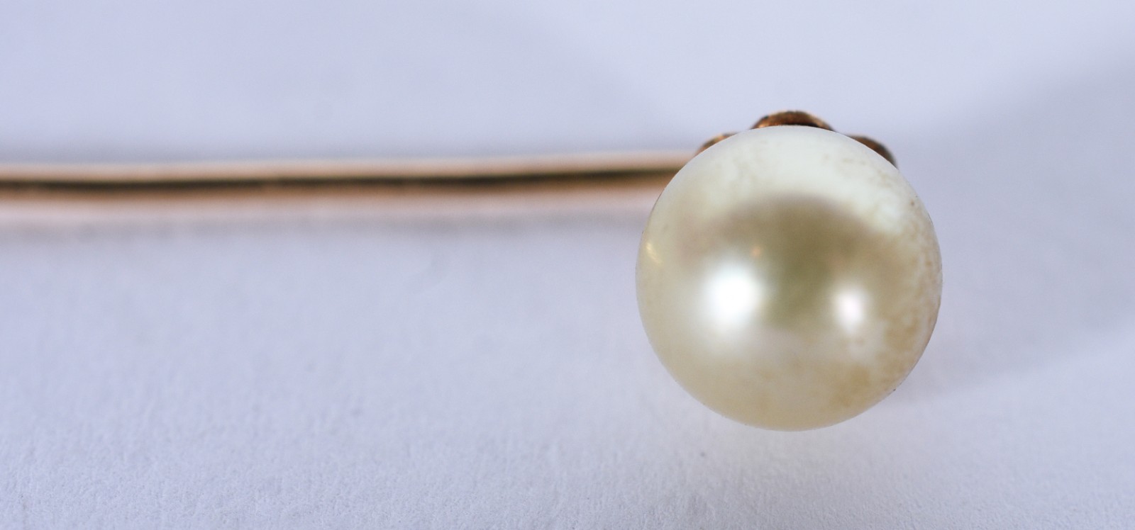 Alfinete de ouro 18 k com perola (Por motivos de segurança a peça não... - foto 5 de 5