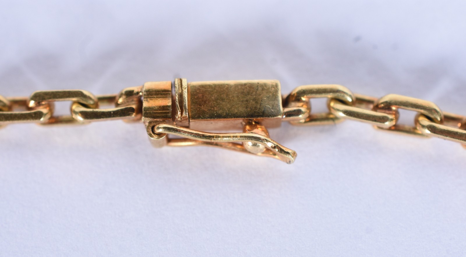 Cordão de ouro 18 k ao gosto Cartier (Por motivos de segurança a peça... - foto 4 de 7