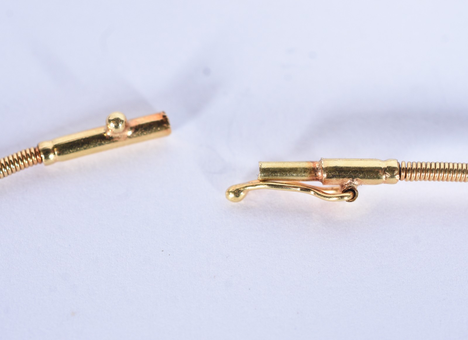 Gargantilha de ouro 18 k (Por motivos de segurança a peça não se... - foto 3 de 7