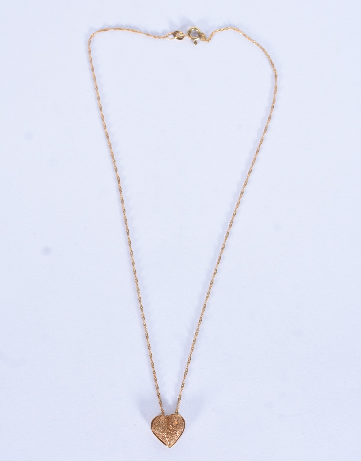 Gargantilha de ouro 18 k com pendente na forma de coração (Por... - foto 2 de 7