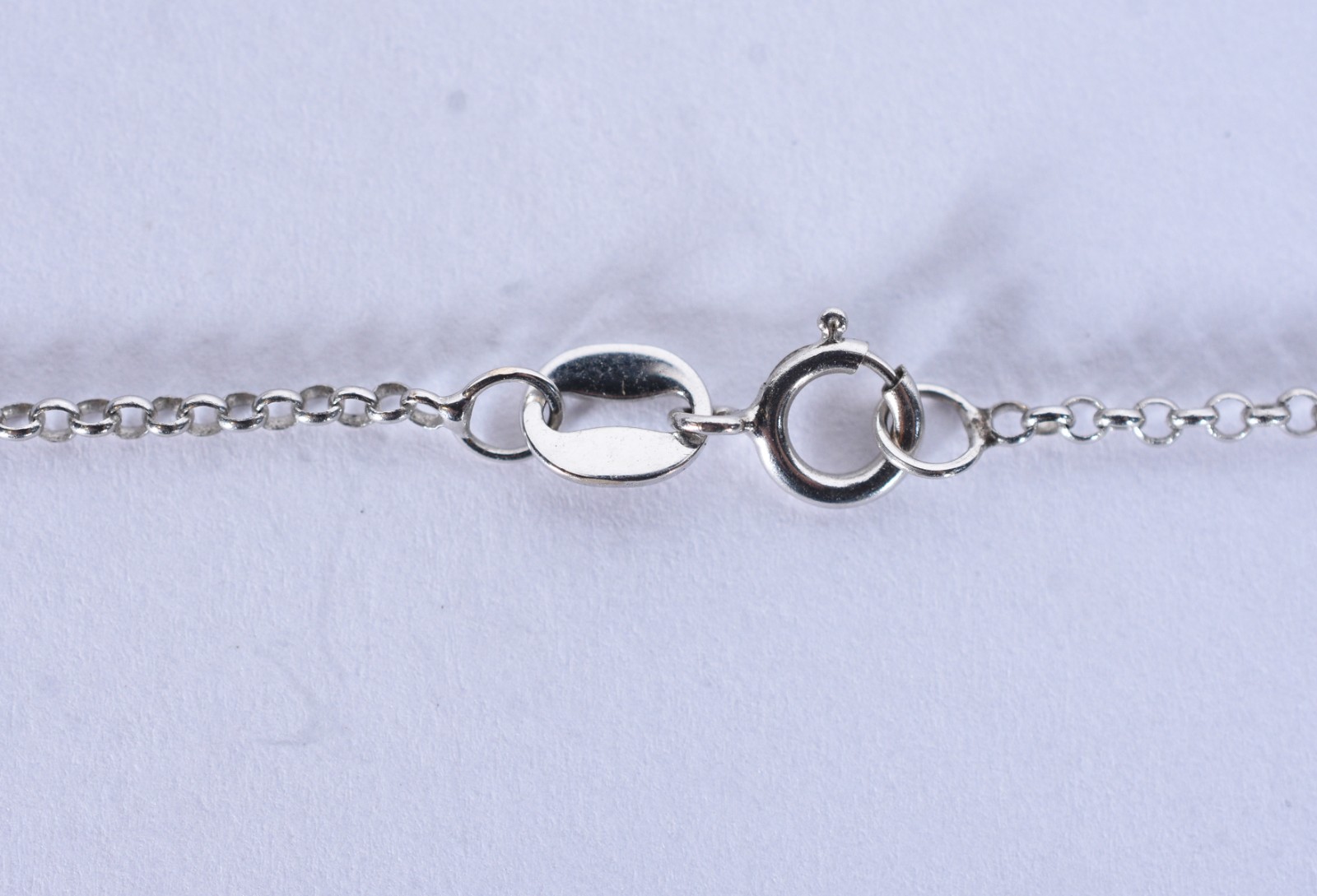 Colar de ouro branco com pendente com perola (Por motivos de... - foto 6 de 7