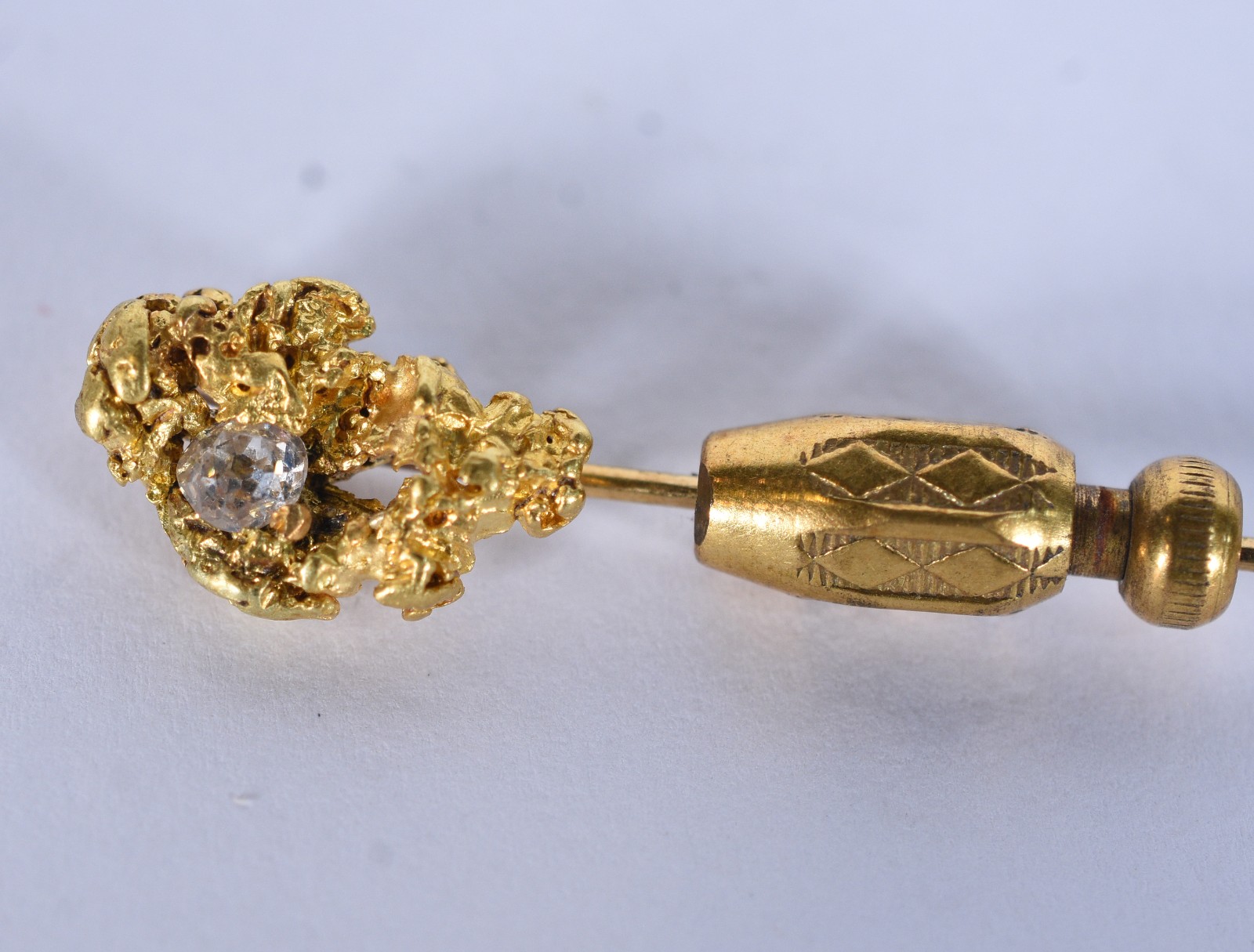 Alfinete de ouro 18 k (Por motivos de segurança a peça não se... - foto 1 de 7