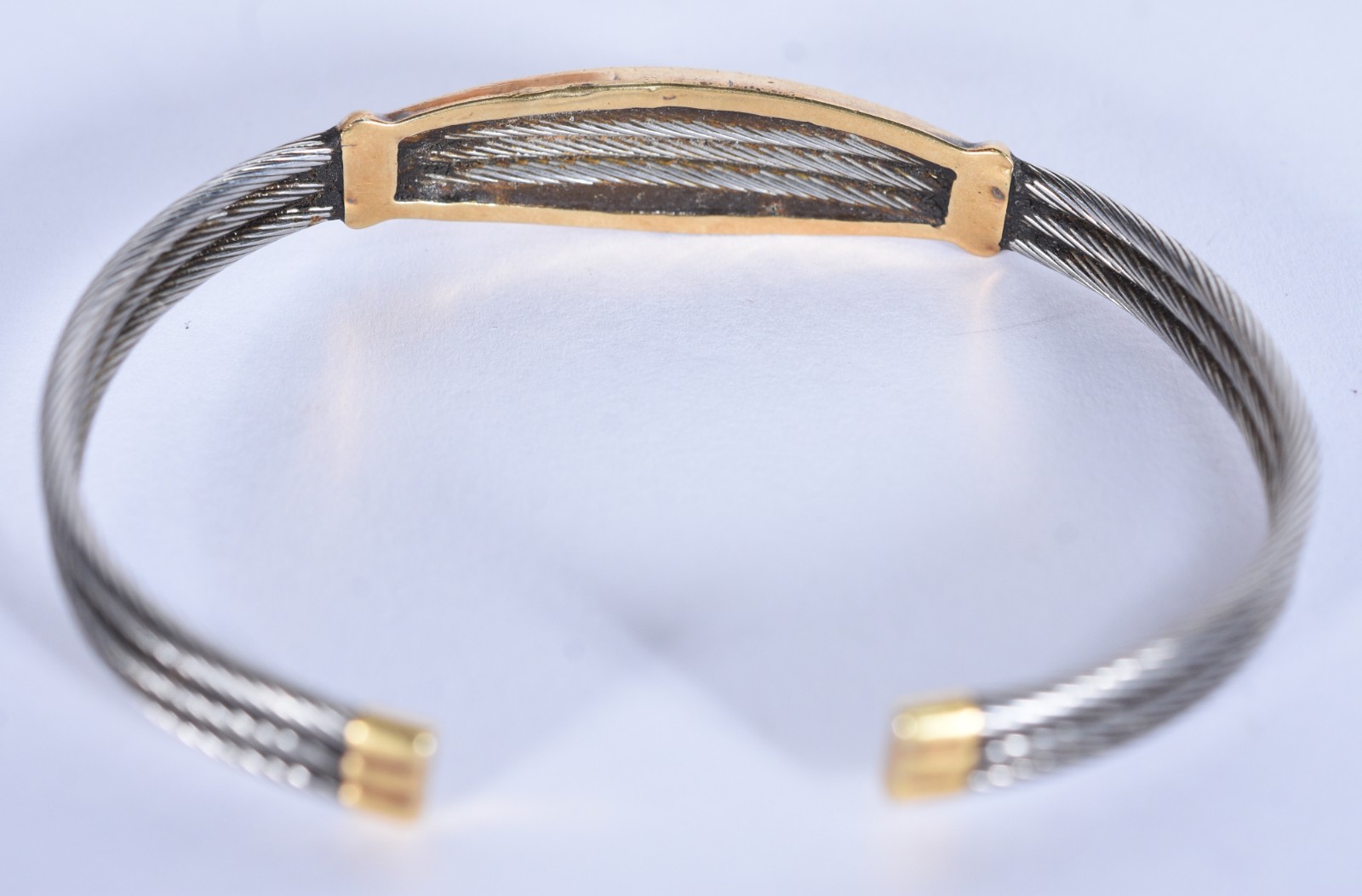 Pulseira de aço com detalhes em ouro 18 k (Por motivos de segurança a... - foto 4 de 5