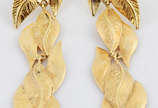 Par brincos de ouro 18k  em forma de folhas  - Par brincos de ouro 18k  em forma de folhas 