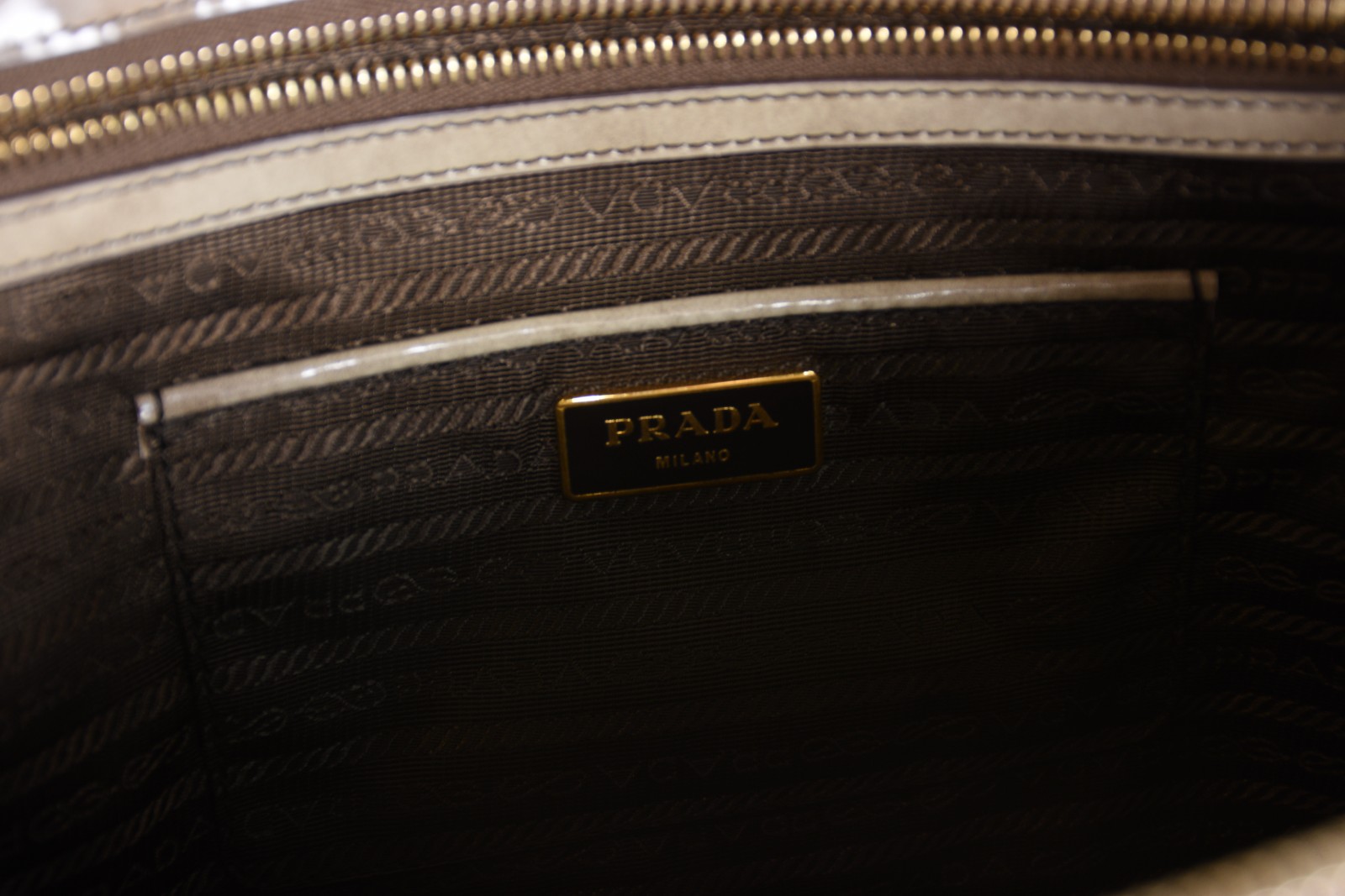 PRADA (1913) - foto 8 de 9