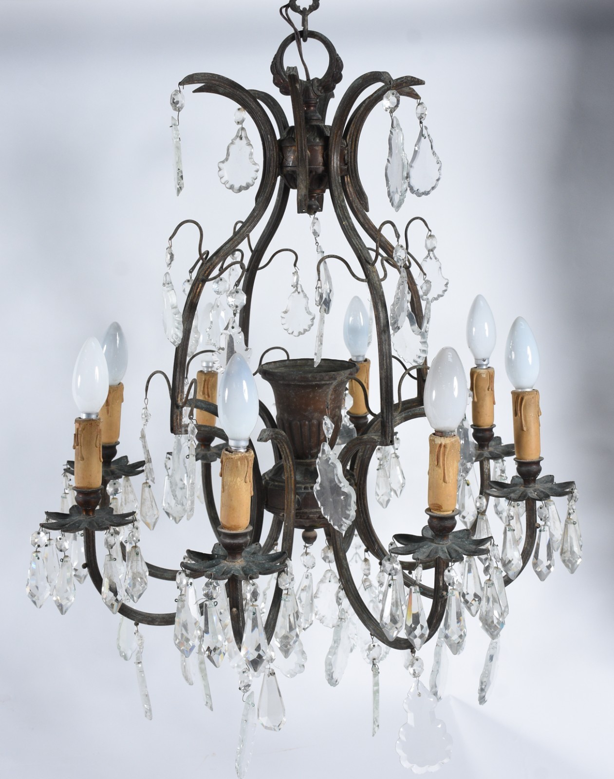 Lustre de bronze e cristal para 8 luzes. - foto 1 de 5