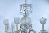 Lustre de cristal para 6 luzes. Braço colado. - Lustre de cristal para 6 luzes. Braço colado.