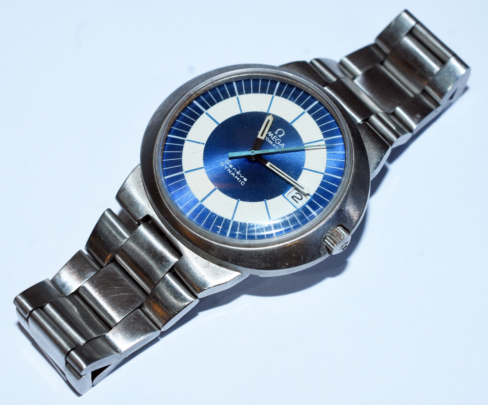 Omega (1848) - foto 1 de 8