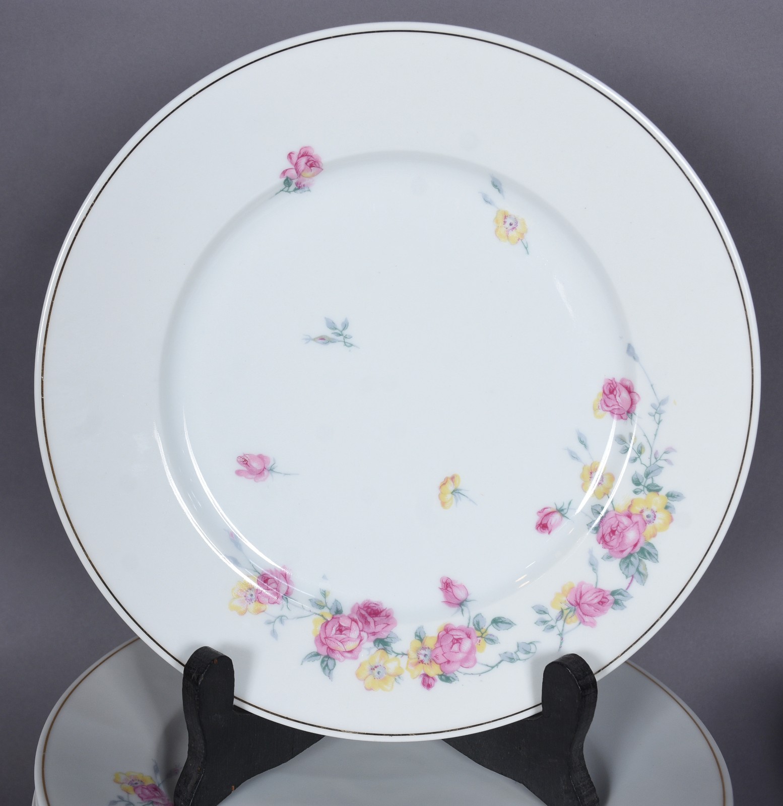 Aparelho de jantar de porcelana francesa "Charles Ahrenfeldt"... - foto 2 de 10