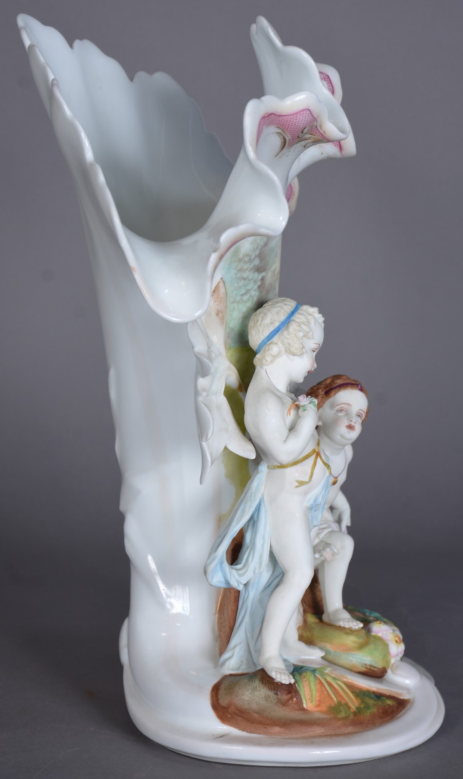 Vaso de porcelana francesa Velho Paris, decorado com figuras... - foto 3 de 10