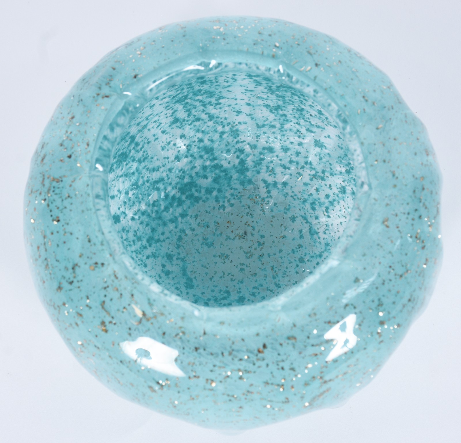 Vaso de vidro decorativo na cor turquesa com pó de ouro trabalhado em... - foto 2 de 5