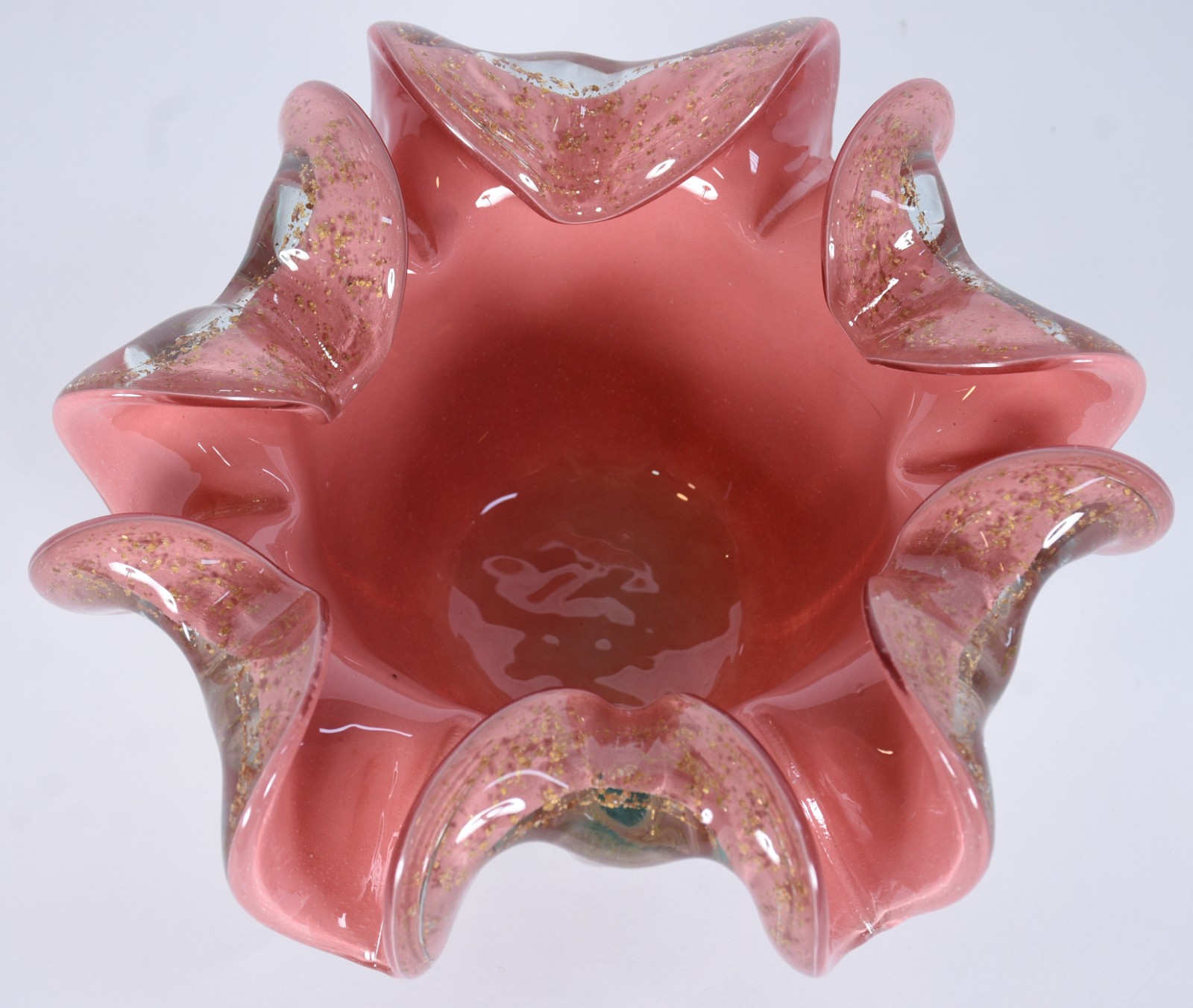 Centro de mesa de vidro decorativo na cor rosa com pó de ouro... - foto 2 de 4