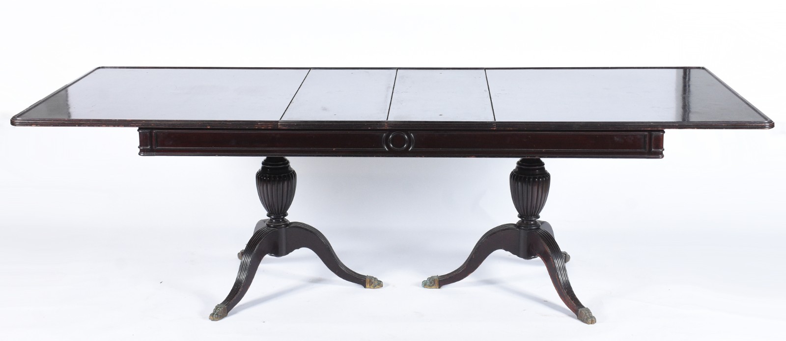 Mesa de jantar de madeira nobre, tampo retangular com duas tábuas... - foto 2 de 11