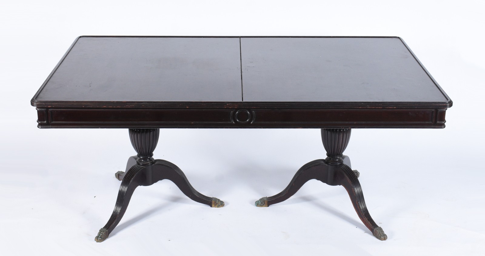 Mesa de jantar de madeira nobre, tampo retangular com duas tábuas... - foto 3 de 11