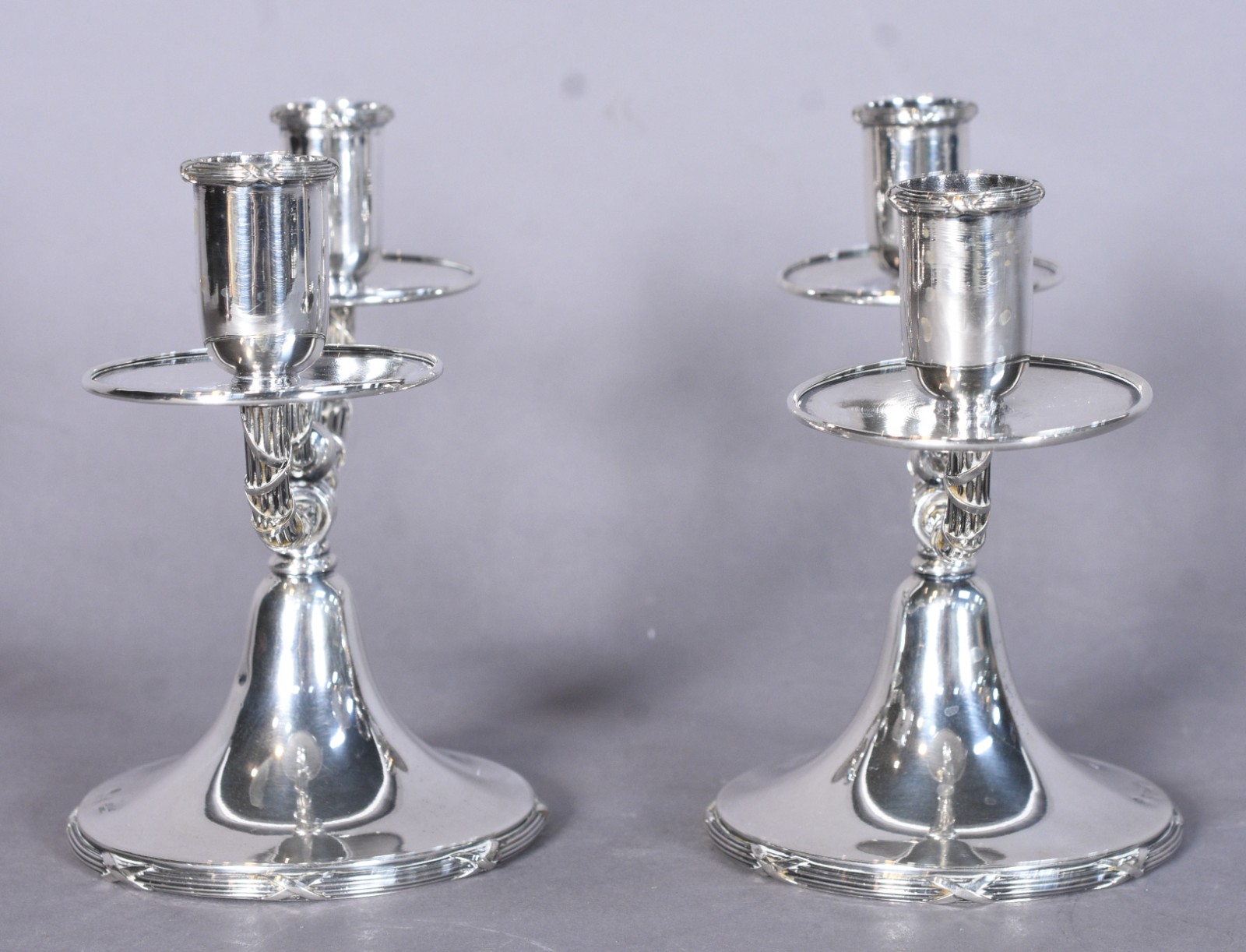 Par de candelabros de prata portuguesa contraste Javali, Leitão... - foto 2 de 6