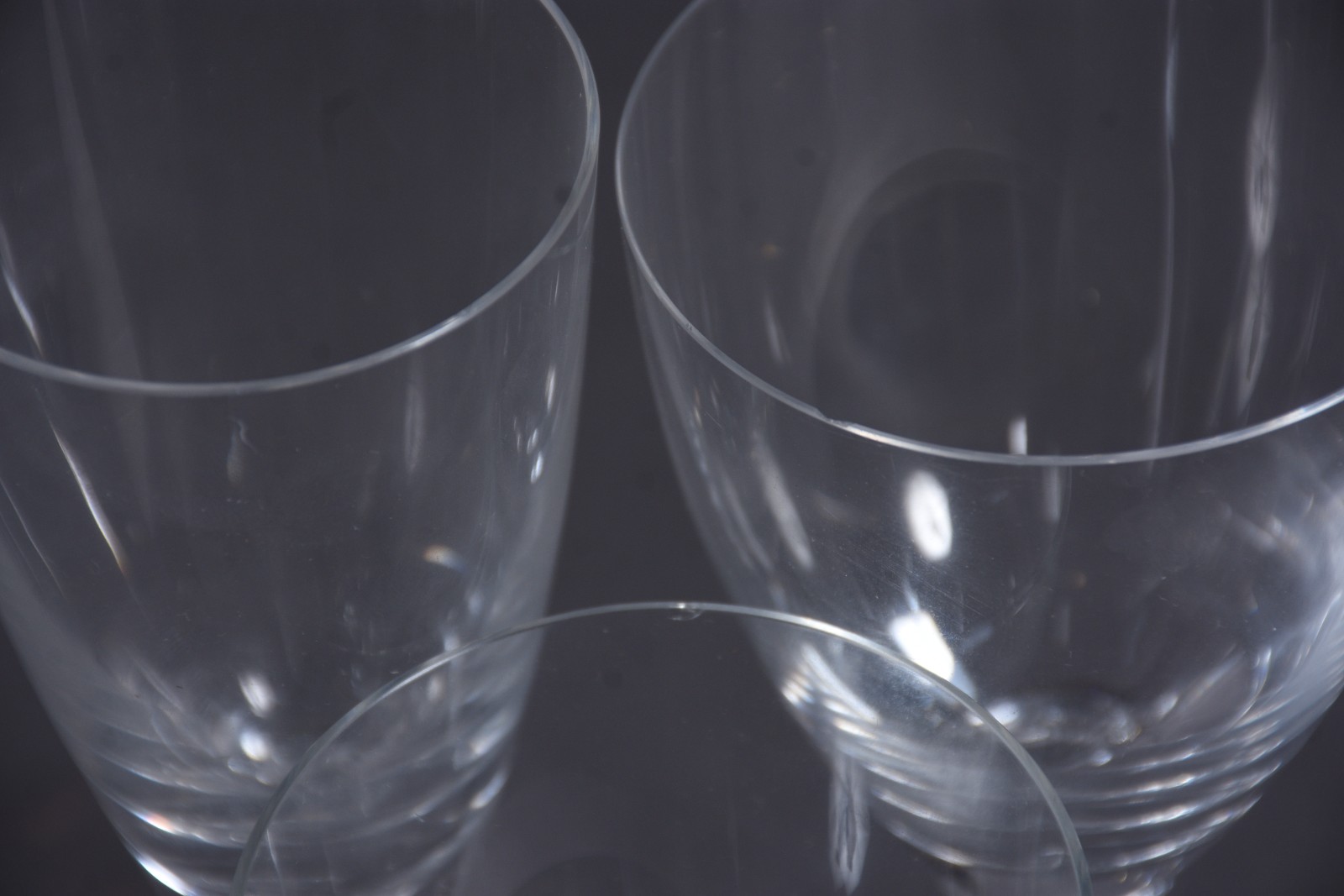 Serviço de taças de cristal liso, composto de: 8 flutes, 4 para vinho... - foto 4 de 4