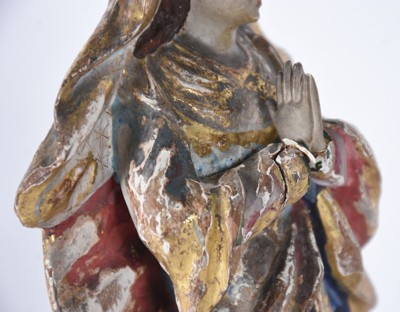 Nossa Senhora - Imagem de madeira policromada com resplendor de prata. - foto 6 de 9