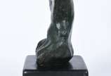 Bruno Giorgi (1905-1993), Torso - Escultura de bronze patinado sobre base de mármore. Assinado.