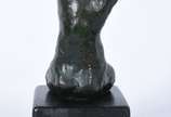 Bruno Giorgi (1905-1993), Torso - Escultura de bronze patinado sobre base de mármore. Assinado.