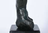 Bruno Giorgi (1905-1993), Torso - Escultura de bronze patinado sobre base de mármore. Assinado.