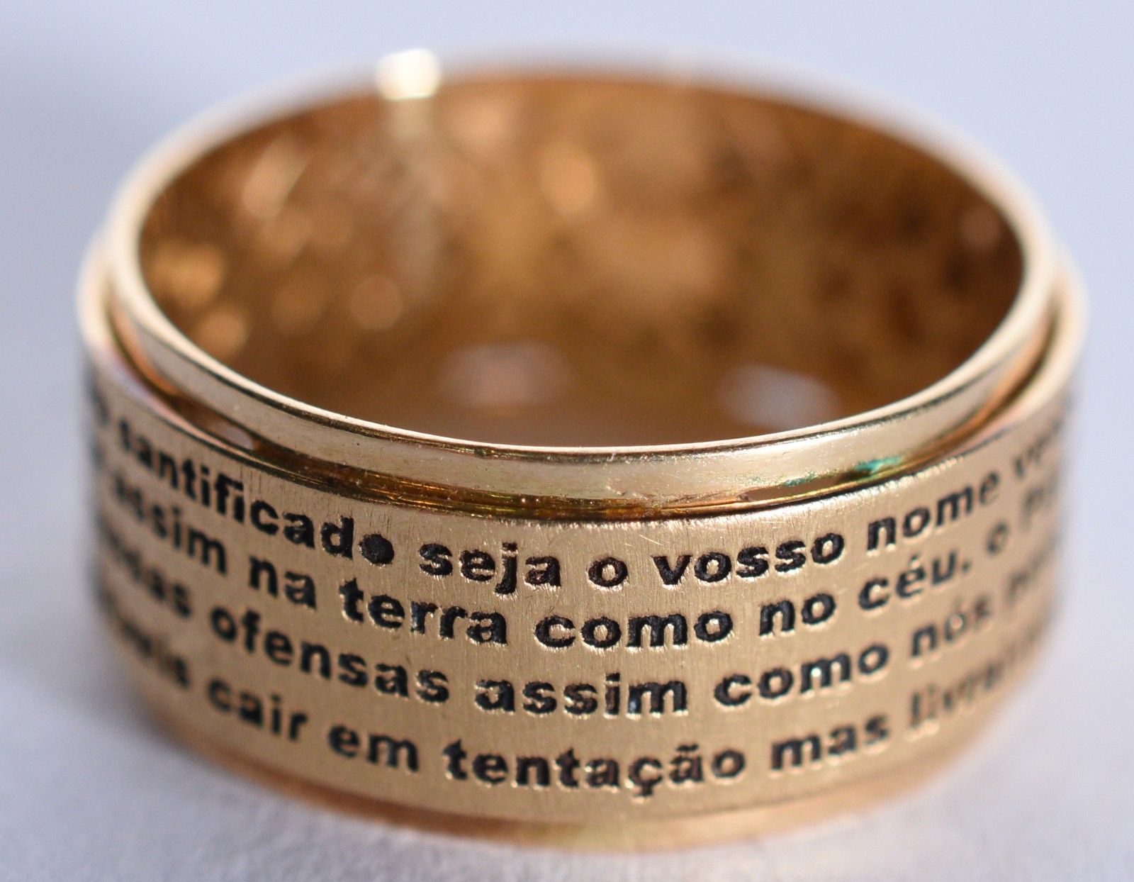Anel de ouro 18 k, contraste 750, aro 12 (Por motivos de segurança a... - foto 3 de 6