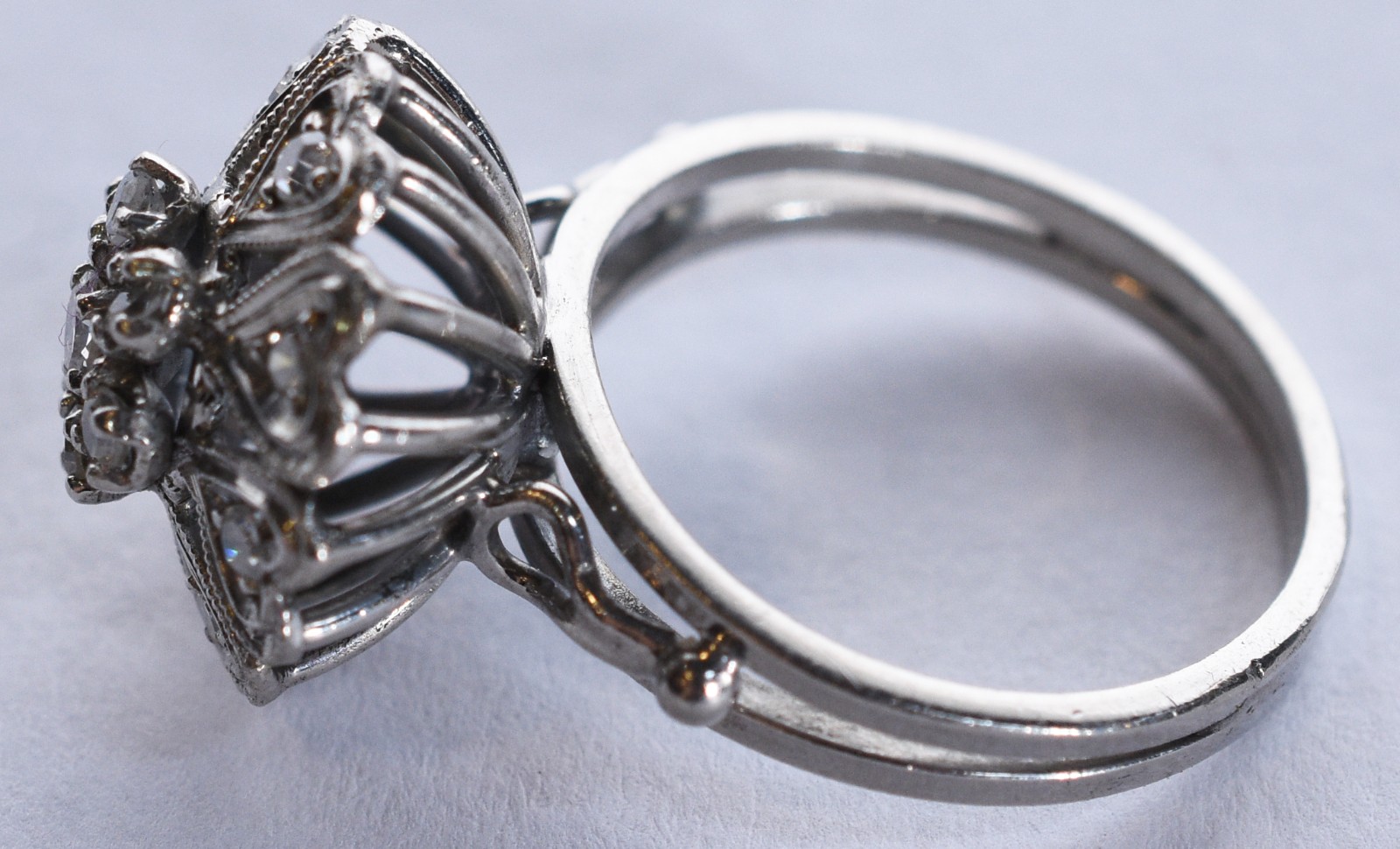 Anel de ouro branco feitio chuveiro com 15 brilhantes, aro 15 (Por... - foto 6 de 6