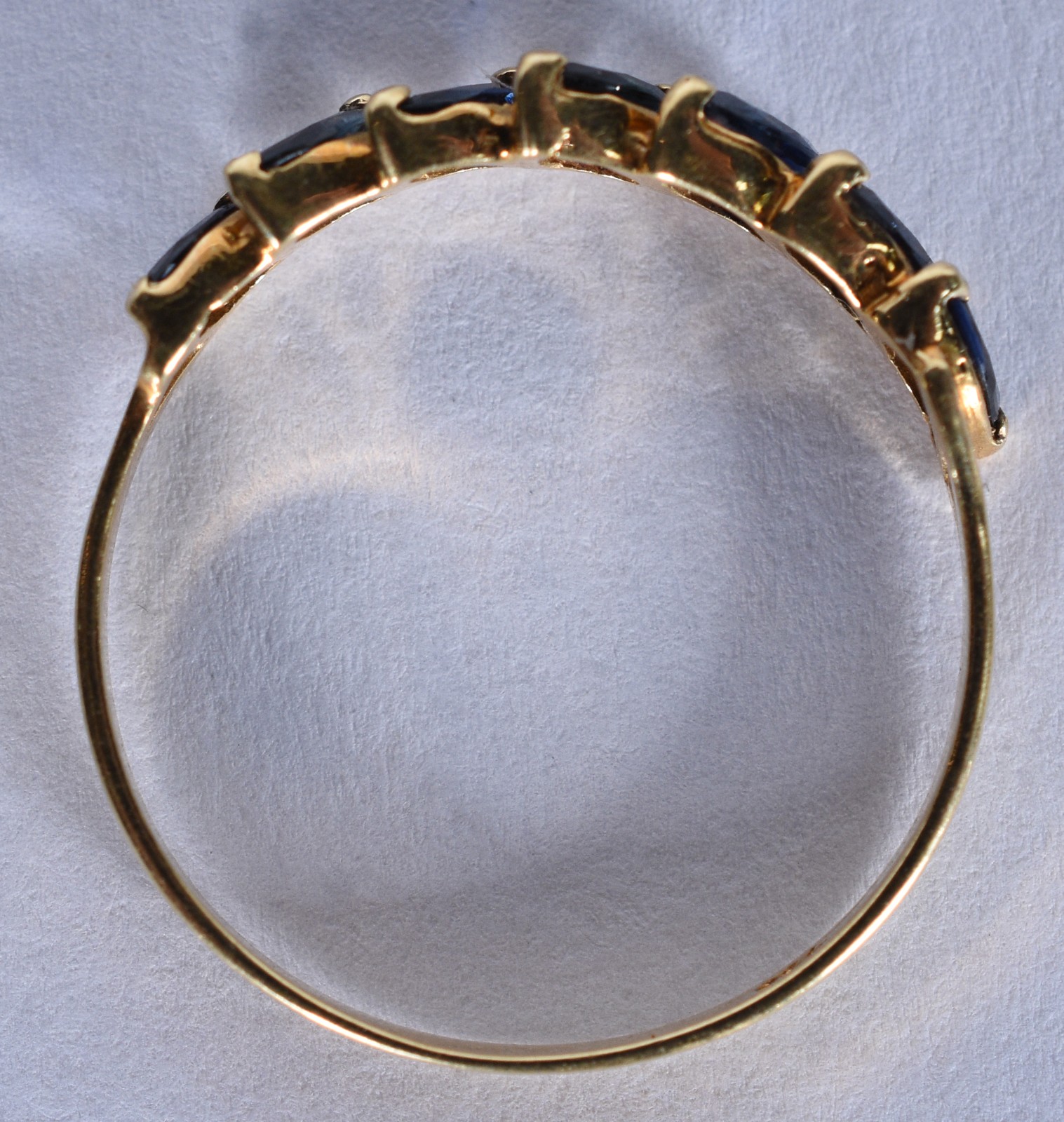Anel de ouro 18 k, contraste 750 com pedras negras, aro 18 (Por... - foto 7 de 8
