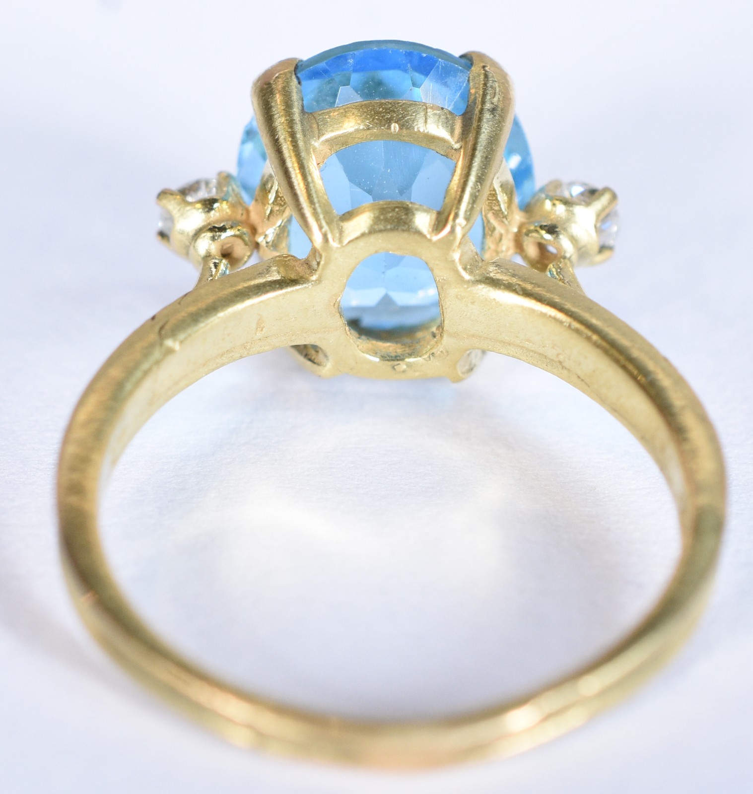 Anel de ouro 18 k, contraste 750 com pedra natural lapidação oval com... - foto 5 de 9