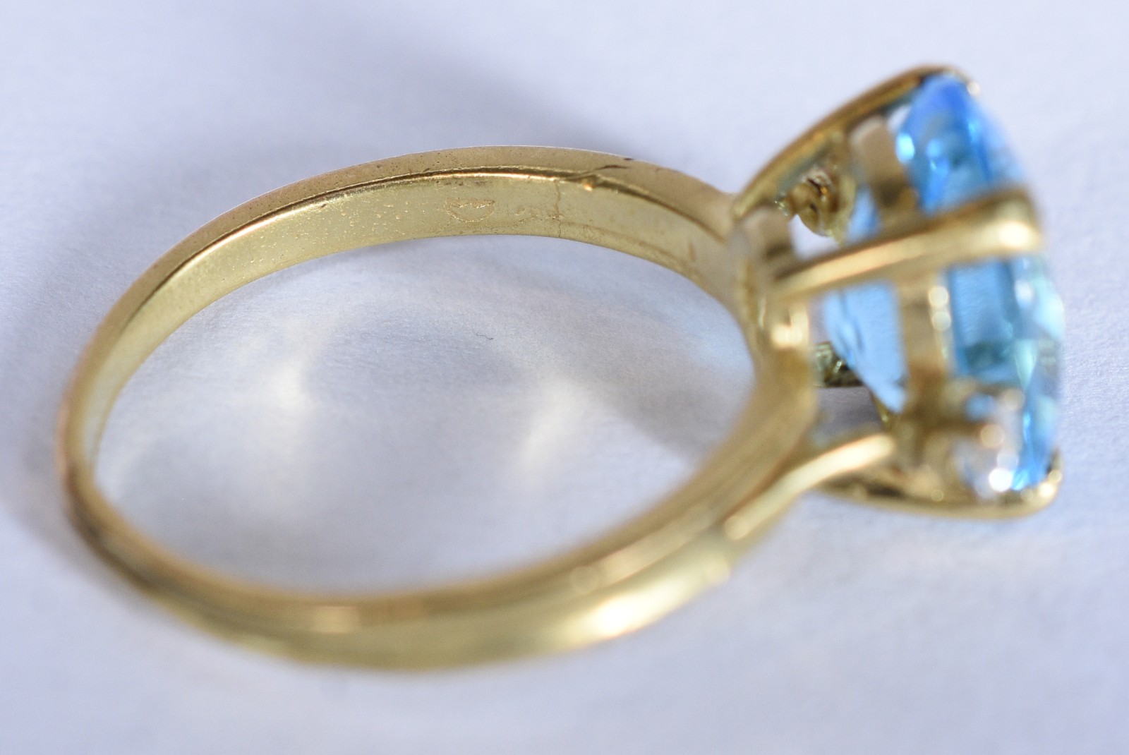 Anel de ouro 18 k, contraste 750 com pedra natural lapidação oval com... - foto 8 de 9