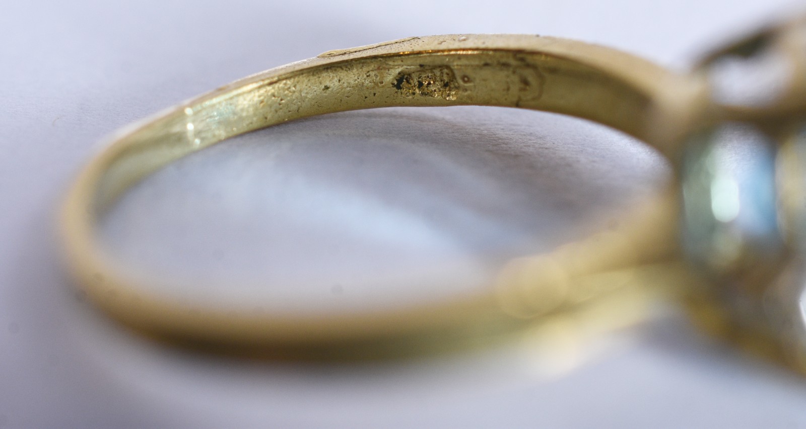 Anel de ouro 18 k, contraste 750 com pedra natural lapidação oval com... - foto 9 de 9