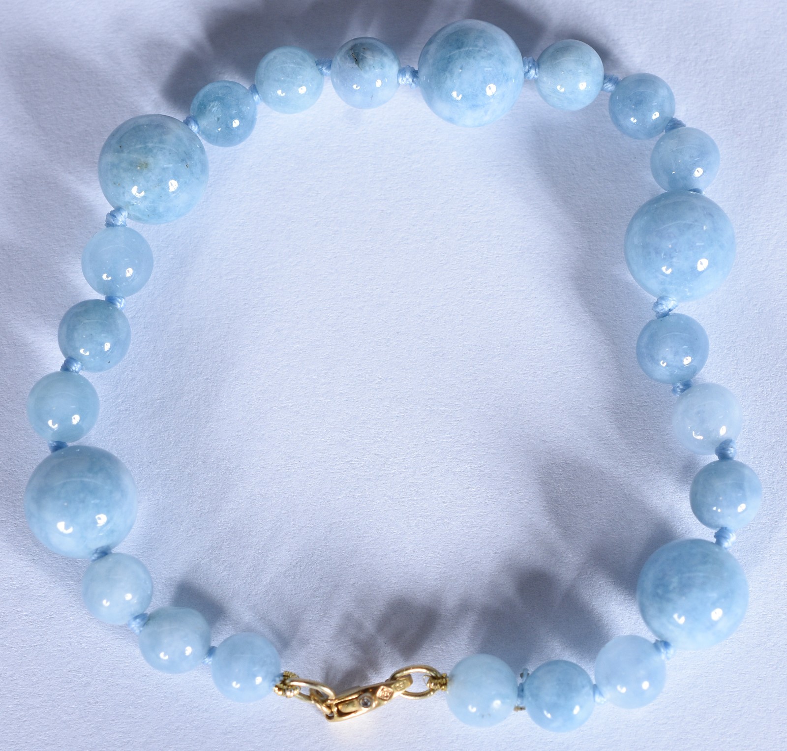 Pulseira com fecho mosquetão e argolas de ouro 18 k, contraste 750... - foto 1 de 7
