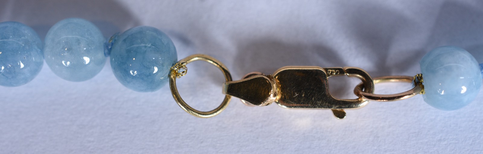 Colar com fecho mosquetão e argolas em ouro 18 k, contraste 750 (Por... - foto 3 de 5