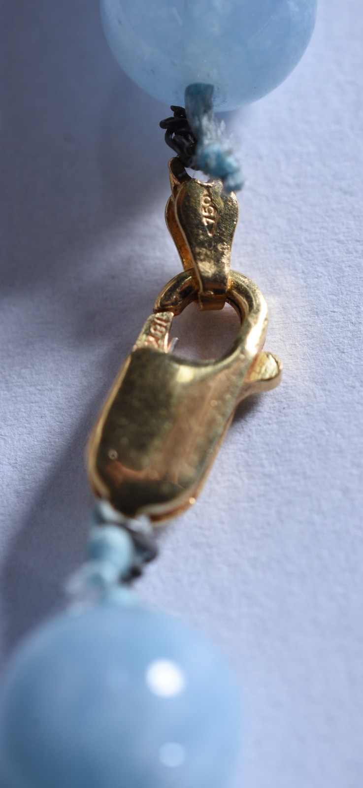 Colar com fecho e argolas em ouro 18 k, contraste 750 com 44 bolas... - foto 4 de 7