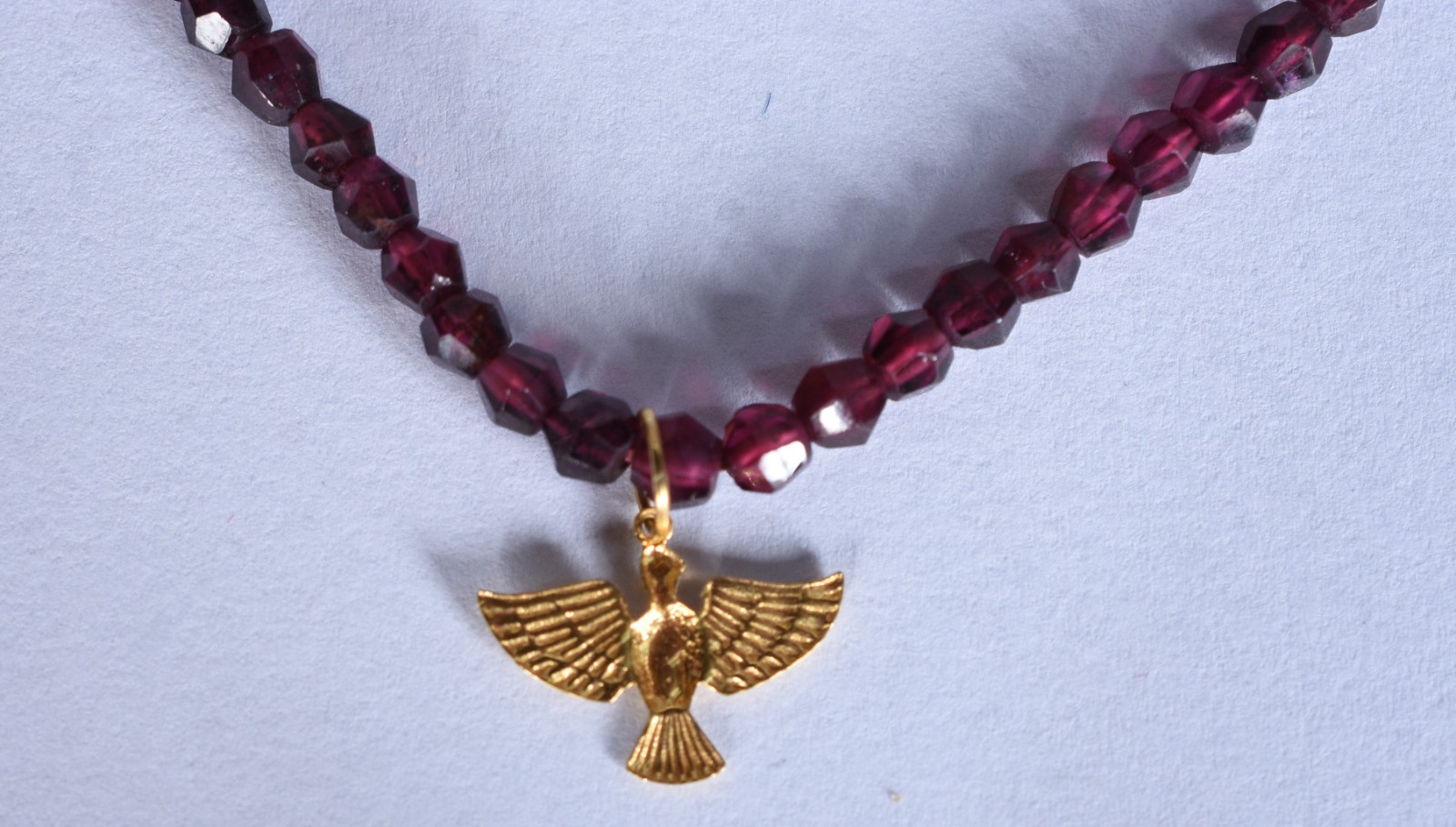 Colar com fecho de ouro 18 k, contraste 750 com 141 pedrinhas... - foto 2 de 7