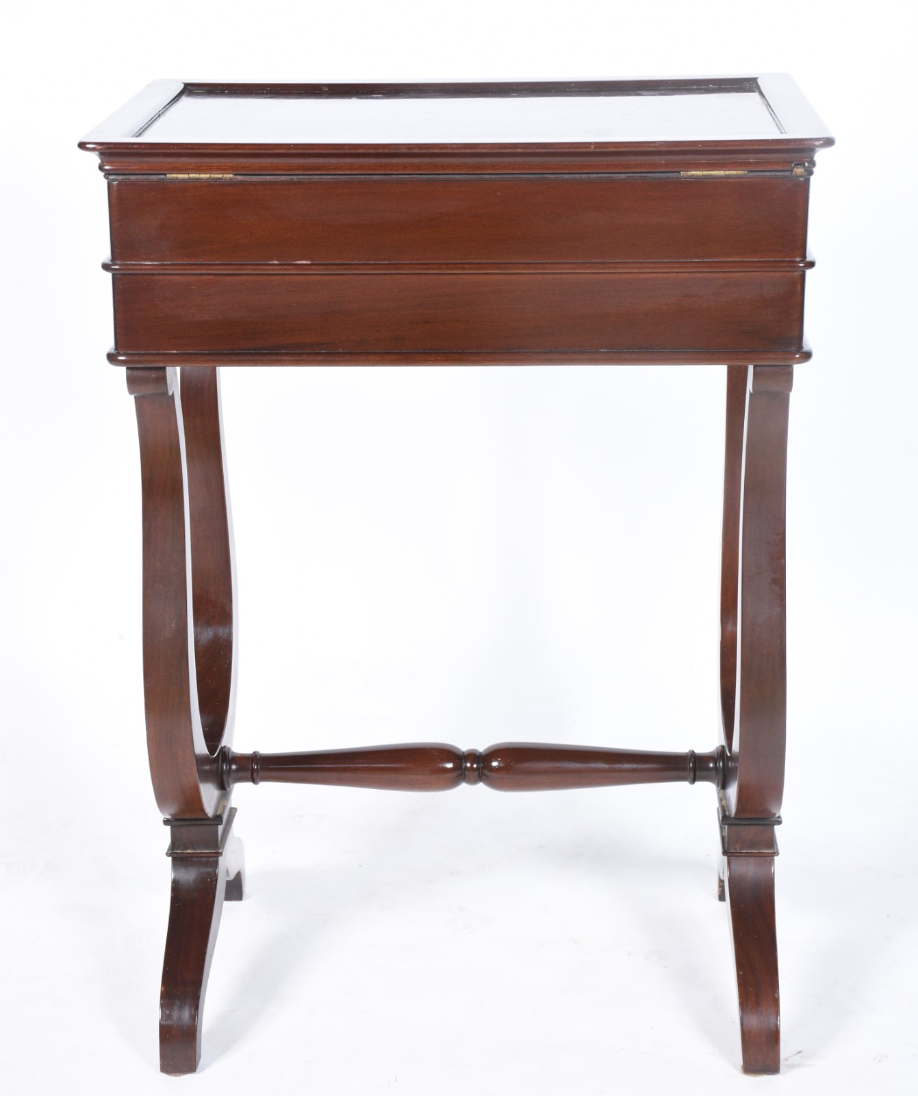 Mesa de toucador de madeira nobre, gavetinhas e escaninhos internos... - foto 4 de 5