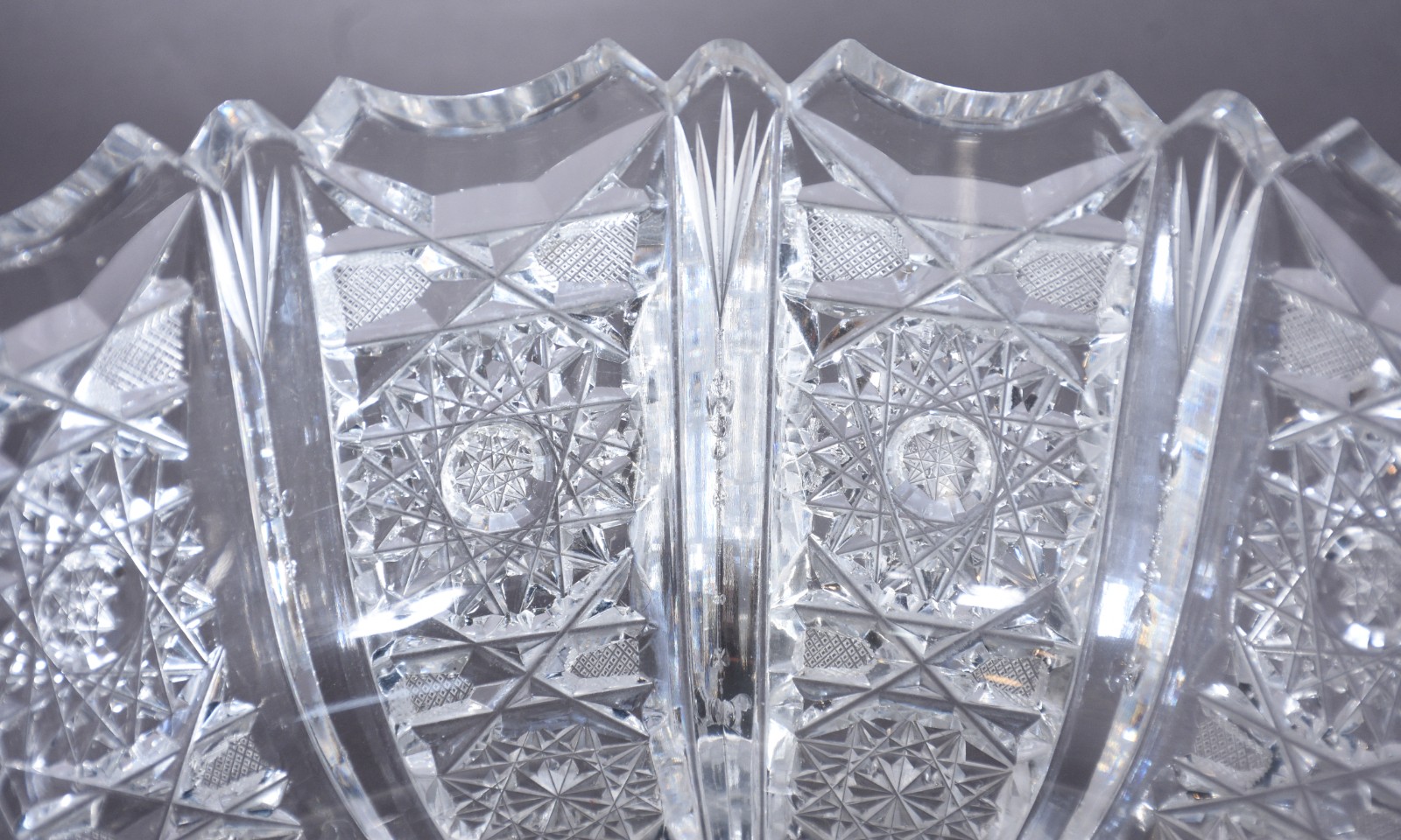 Conjunto de saladeira com 5 bowls de cristal lapidado. Mínimos... - foto 6 de 7