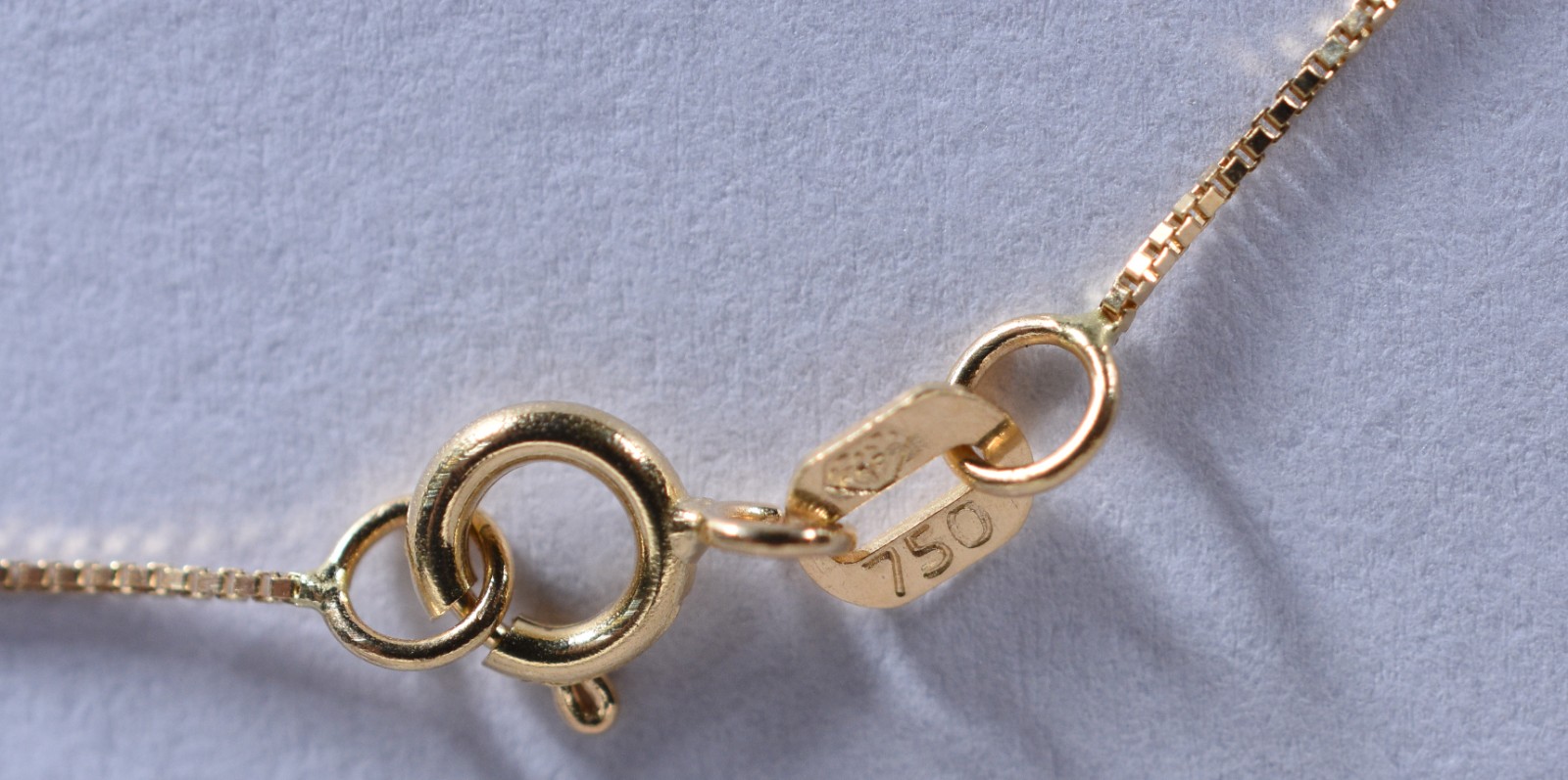 Colar de ouro 18 k, contraste 750 com pendente de Buda (Por motivos... - foto 5 de 7