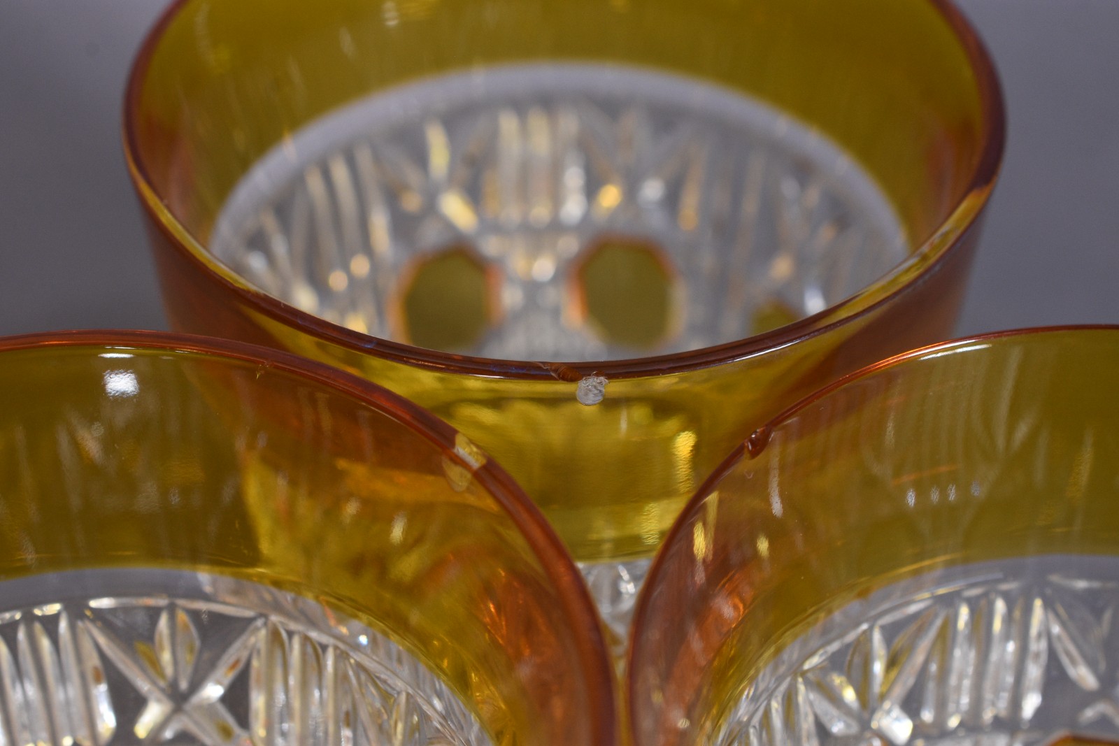 Conjunto com 12 copos para Whisky em demi cristal lapidação... - foto 6 de 6