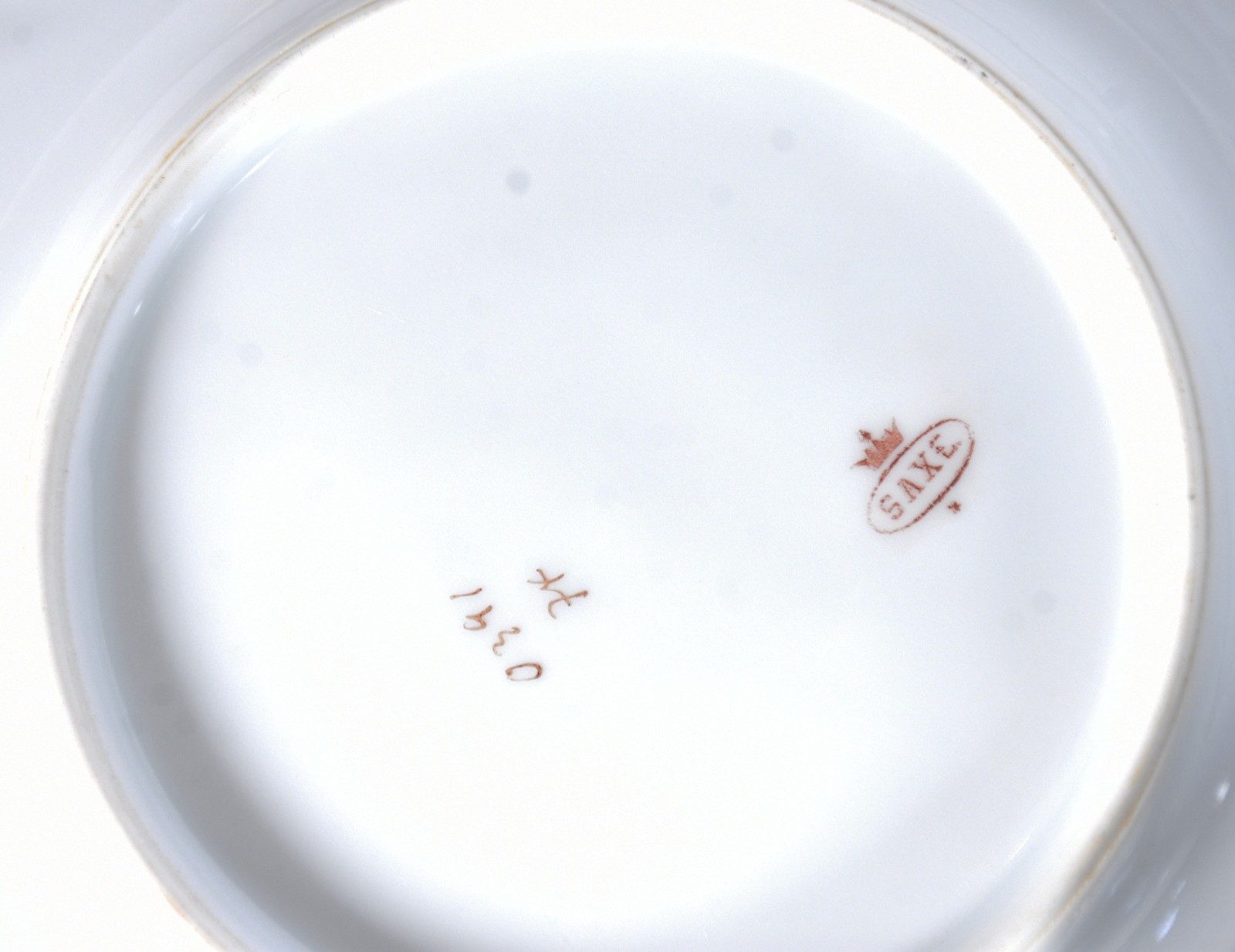 Conjunto com doze pratos para sobremesa de porcelana alemã de Saxe... - foto 5 de 7