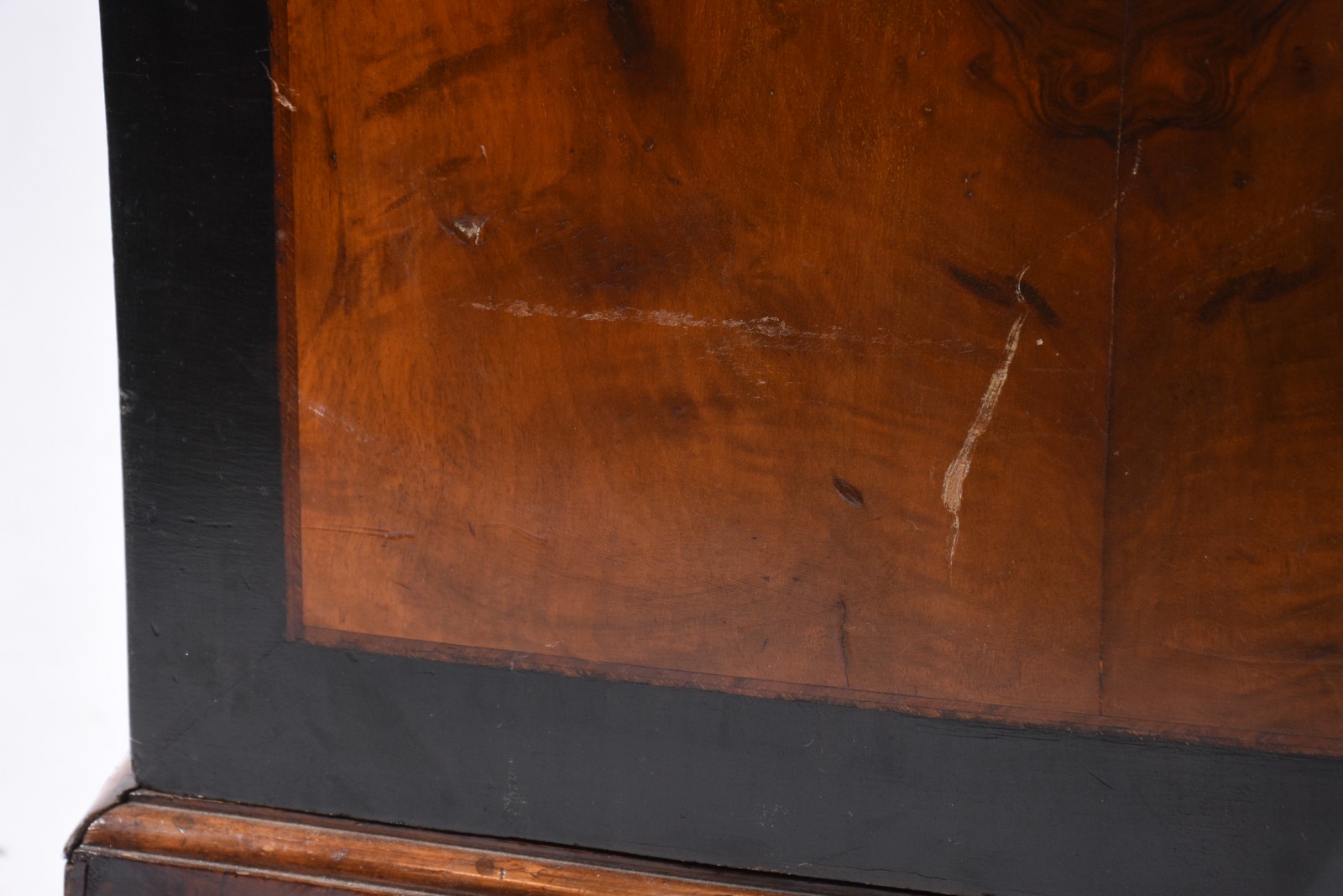 Guarda roupa de madeira nobre estilo Biedermeier. - foto 4 de 10