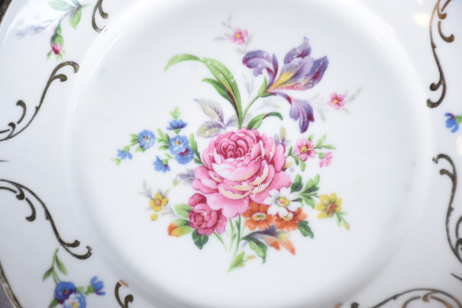 Conjunto com doze pratos para sobremesa de porcelana francesa... - foto 2 de 6