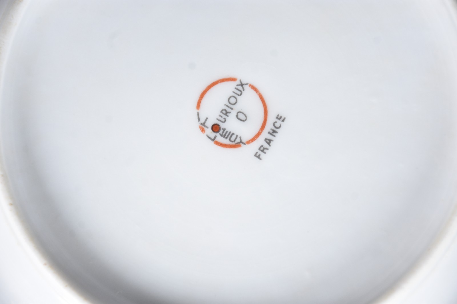 Conjunto com doze pratos para sobremesa de porcelana francesa... - foto 6 de 6