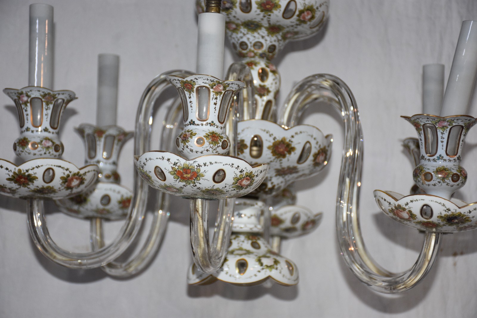 Lustre de cristal overlay para 6 luzes, decorado com pequenas flores... - foto 2 de 6