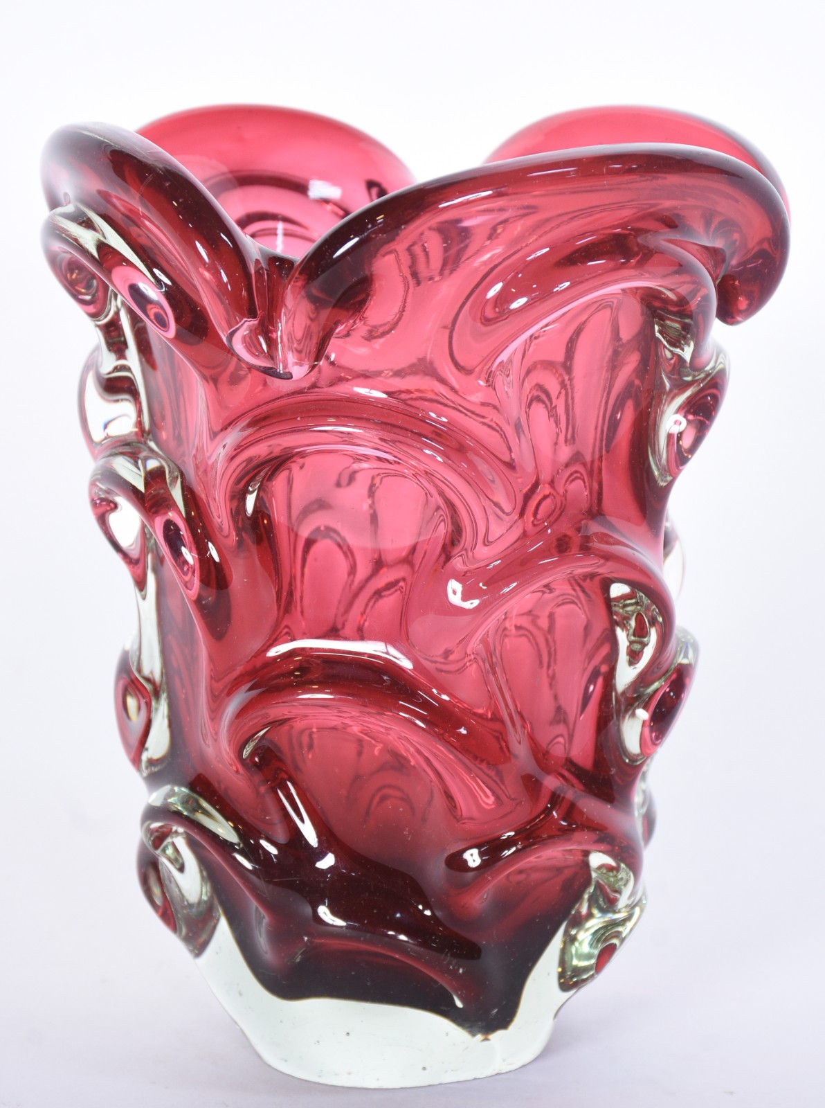 Vaso de murano italiano na cor rubi (mínimo bicado na base). - foto 1 de 6